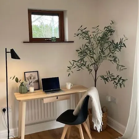 Cosy Family In Strandhill * Sligo