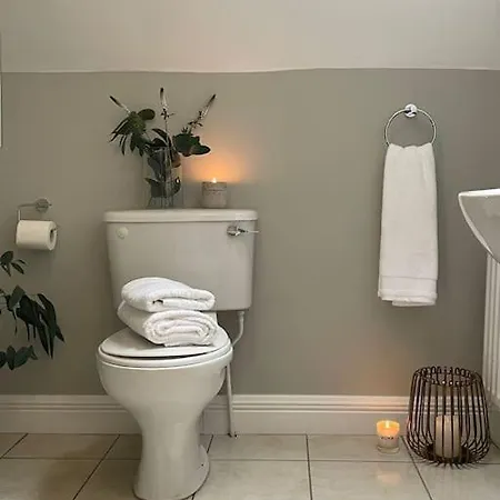 Cosy Family In Strandhill * Sligo