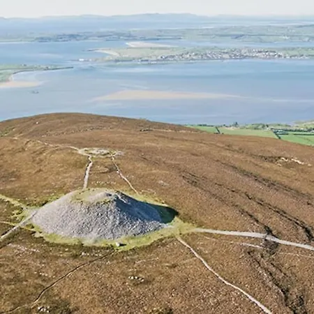 Cosy Family In Strandhill