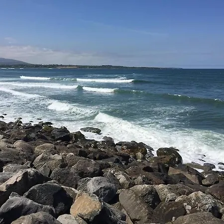 Cosy Family In Strandhill