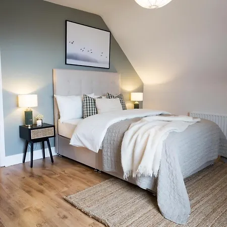Cosy Family In Strandhill Sligo