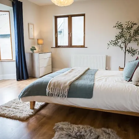 Cosy Family In Strandhill * Sligo