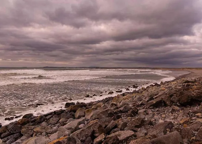 Cosy Family In Strandhill *