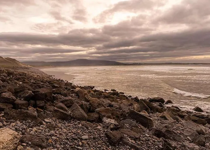 Cosy Family In Strandhill *